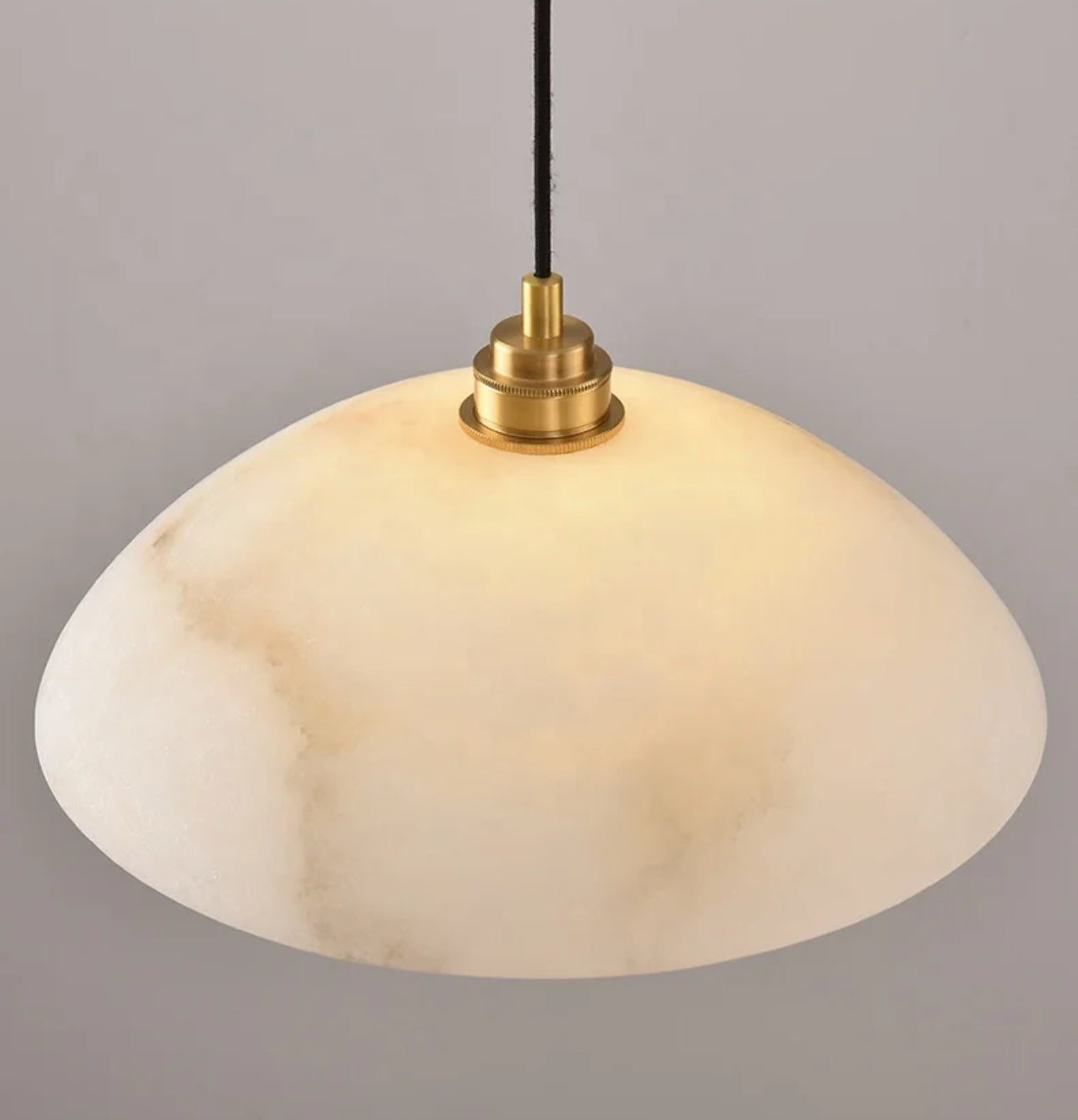 Elara | Alabaster- og marmorhengende lamper