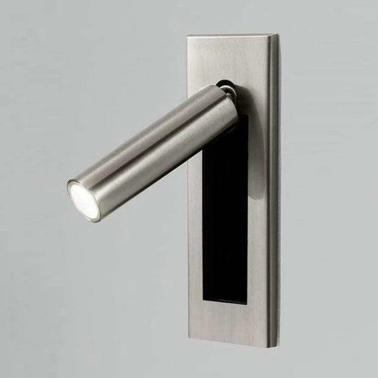 Innfelt vegglampe til sengekant