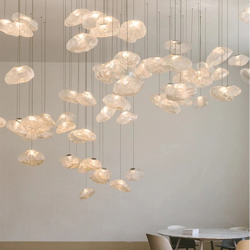NimbusGlow – Eventyrlig glasspendel inspirert av skyer