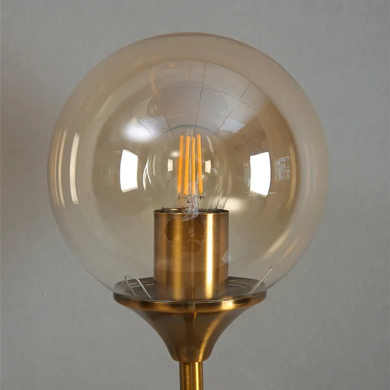 LumaNest Nordisk LED Vägglampa med Lång Arm Sänglampa