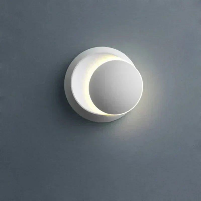 Lumio roterbar LED vegglampe for stue og soverom