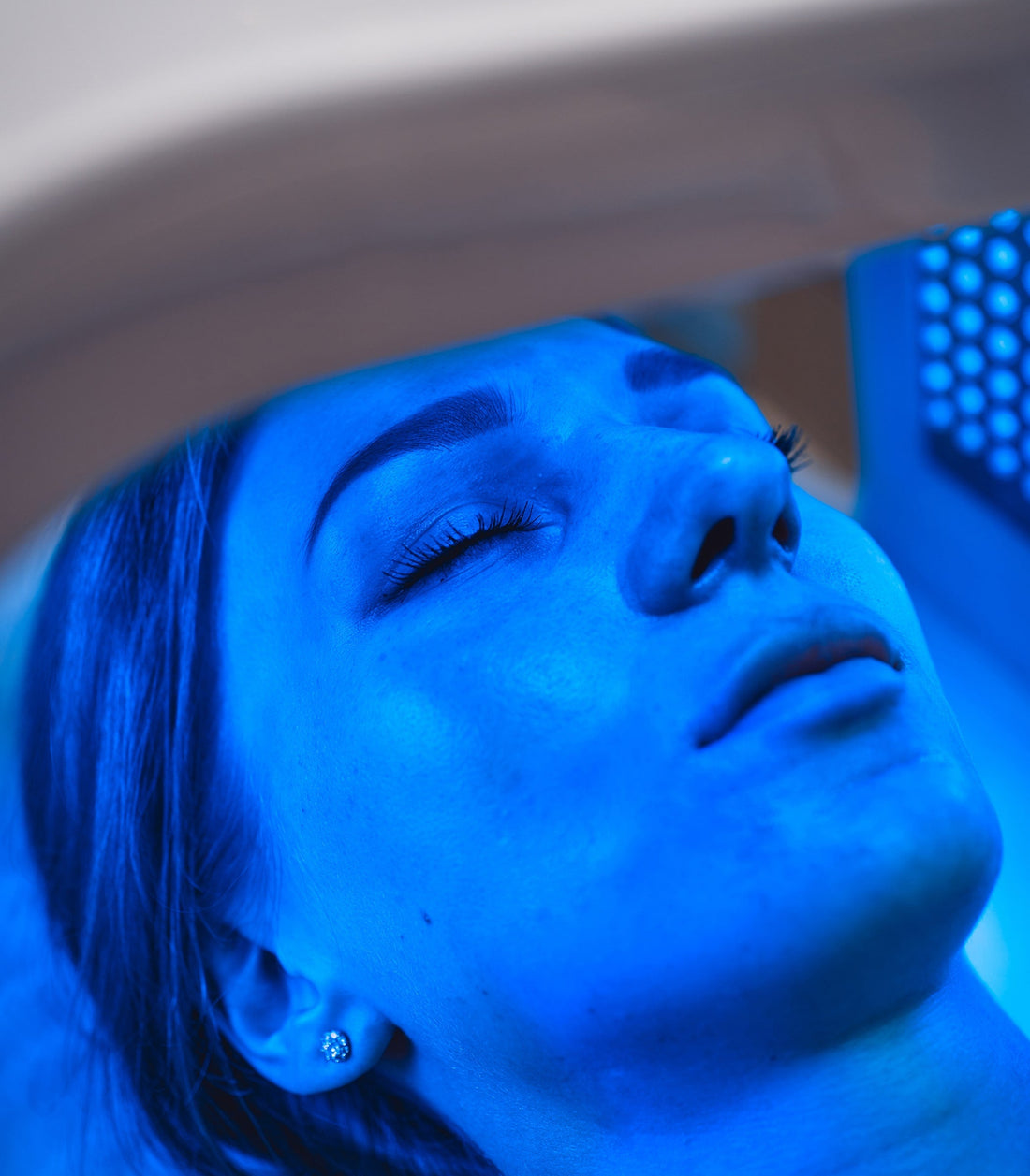 AstraGlow 7-Color LED Light Therapy For Radiant Skin