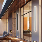 Frostline Lineær Udendørs Væglampe med Akrylglas