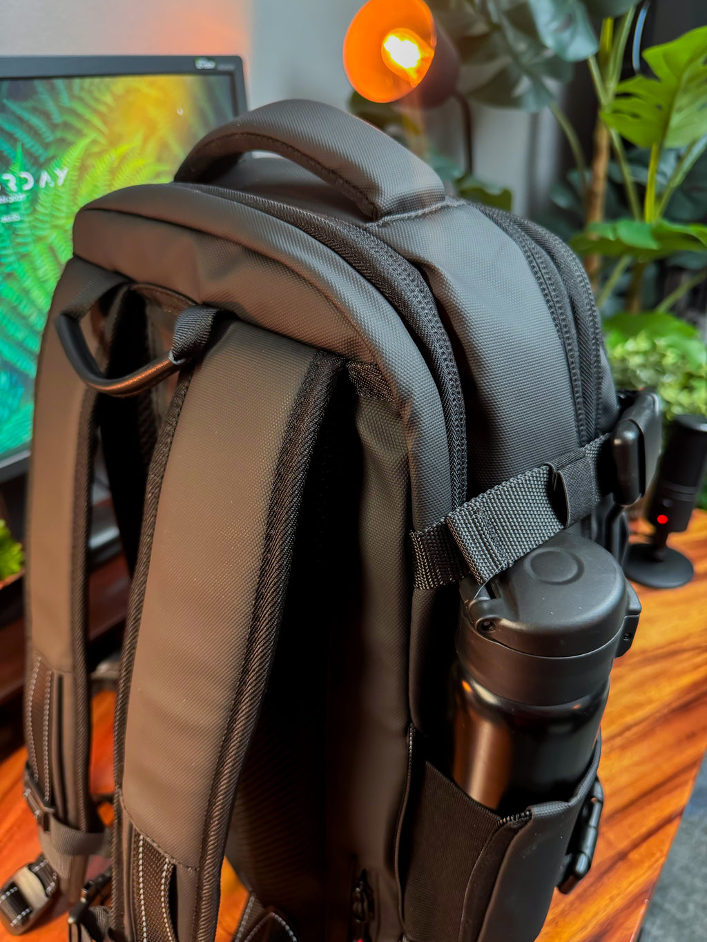 Expandable Vacuum Travel Backpack for Maximum Packing Space