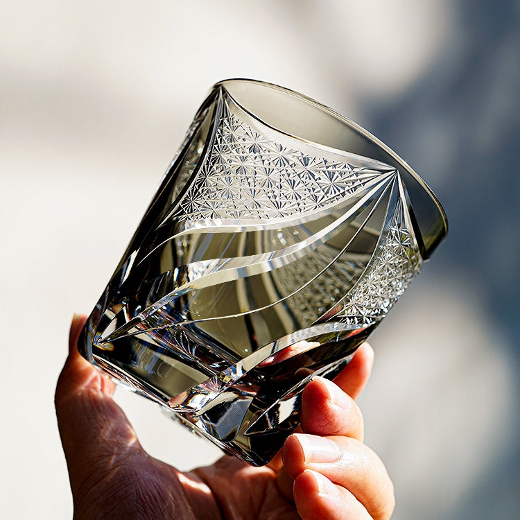 Kireno | Handgjord bläcksten eldsflammig whiskyglas i trälåda | Petprovac