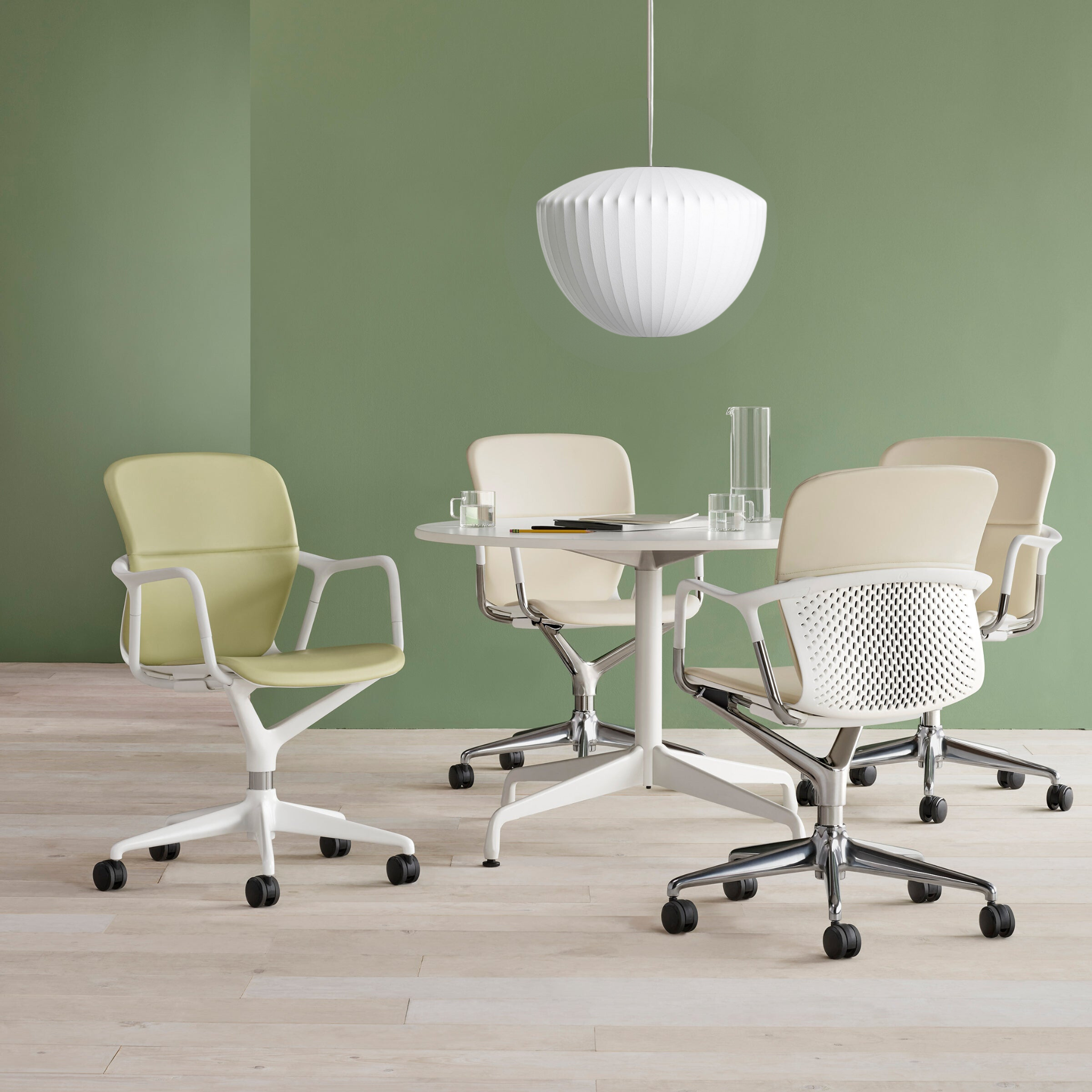 LumiVance Glaspendel med varme trædetaljer