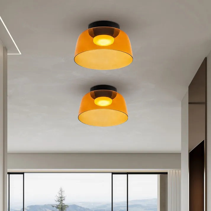 Lampada da soffitto Lumenweave Nordic con paralume in vetro artigianale