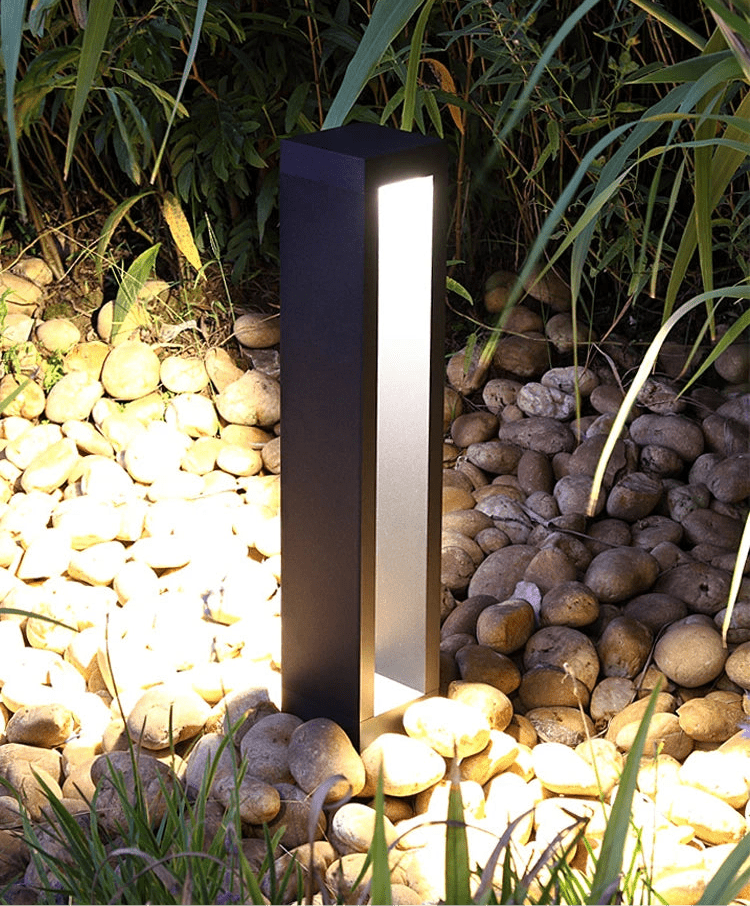Lámpara de césped LED para exteriores Bramwell