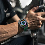 Sada pro úpravu Apple Watch Vellaro z fluoroelastomerového pásku a pouzdra z uhlíkových vláken z nerezové oceli 316L | Petprovac