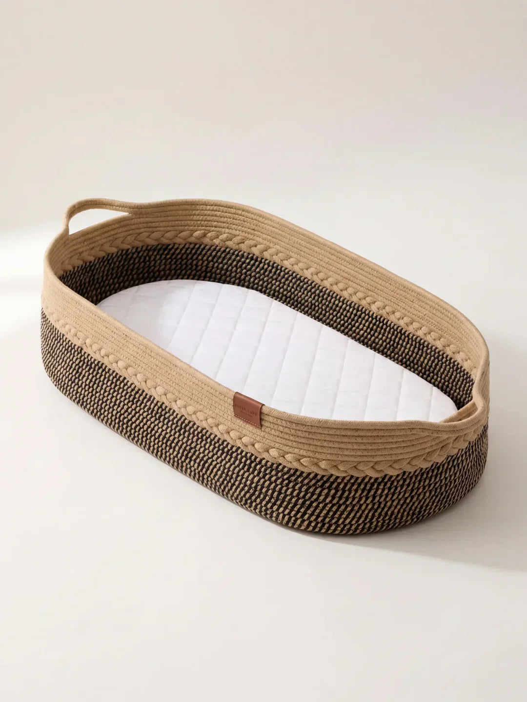 Two-Tone Cotton Rope Changing Basket With Integrated Handles