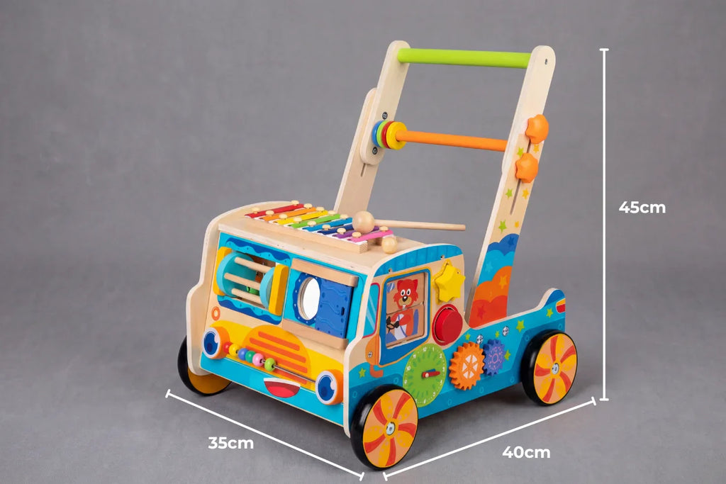 Der musikalische Lauflernwagen aus Holz in Form eines Lastwagens mit Xylophon | petprovac