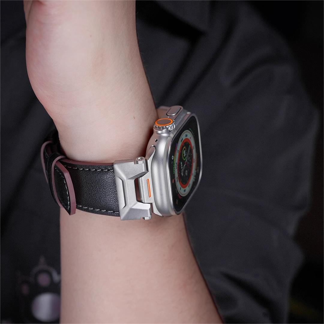 Řemínek RoveNova z fluoro kaučuku a kůže pro Apple Watch | Petprovac