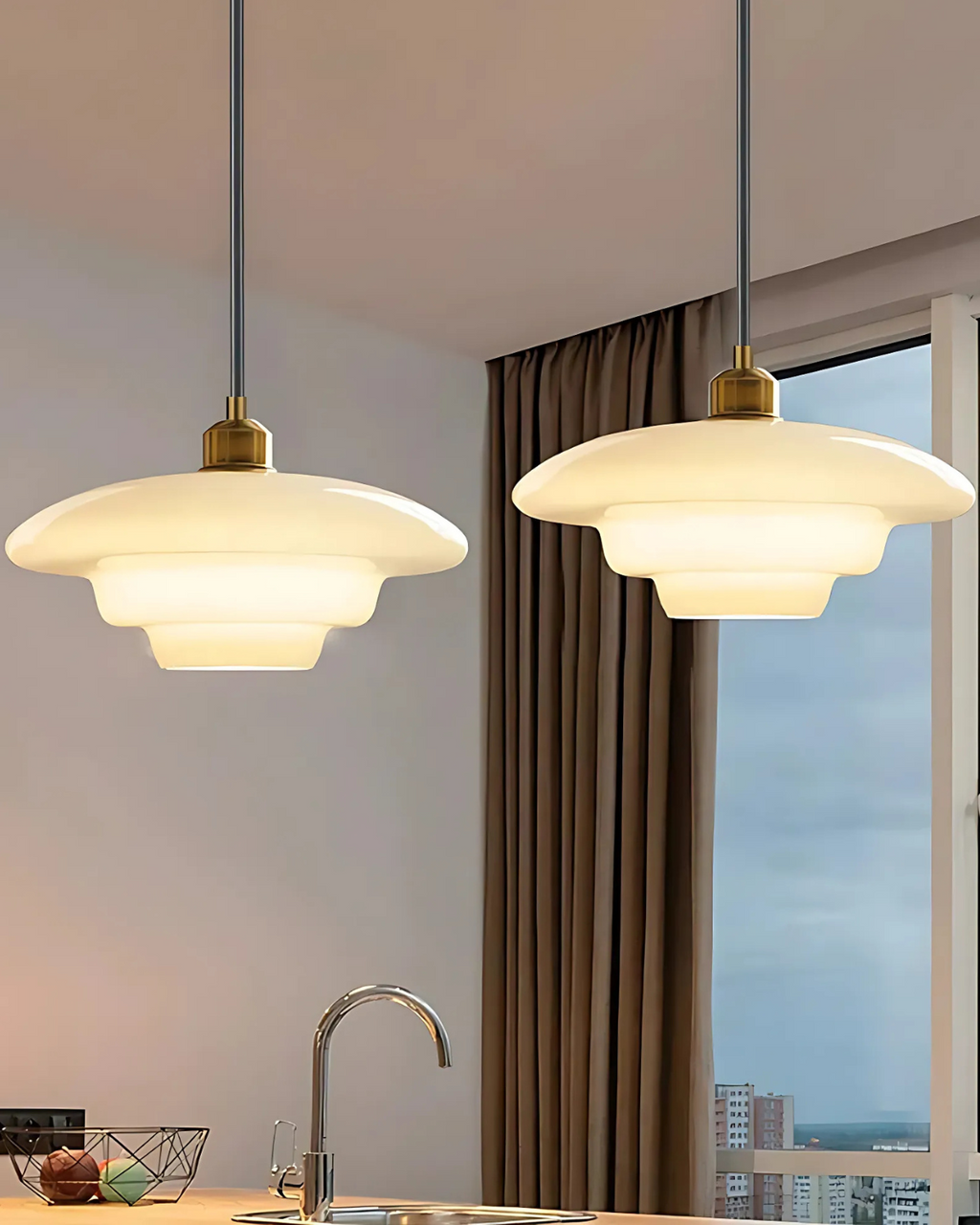 ライラクラウド ペンダントライト 柔らかな雲の乳白色ガラスの輝き