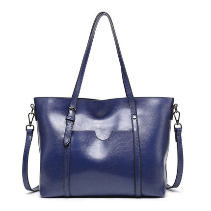 Stylish leather handbag with handcrafted details