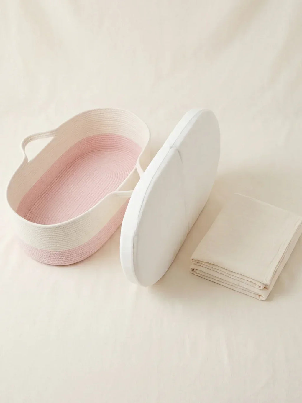 Two-Tone Cotton Rope Changing Basket With Integrated Handles