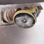 Heated Windshield Scraper With Automatic Clearing For Winter Driving