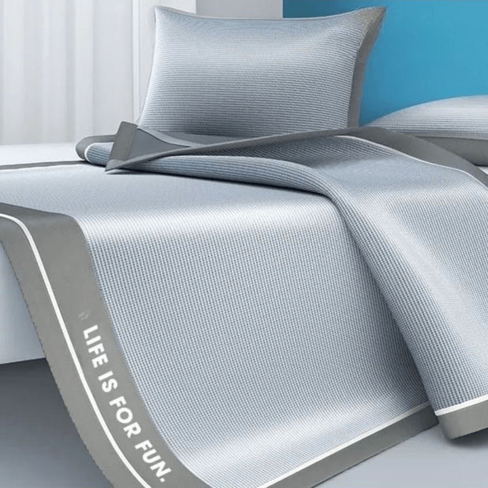 Cooling summer mat for fresh nights and comfort