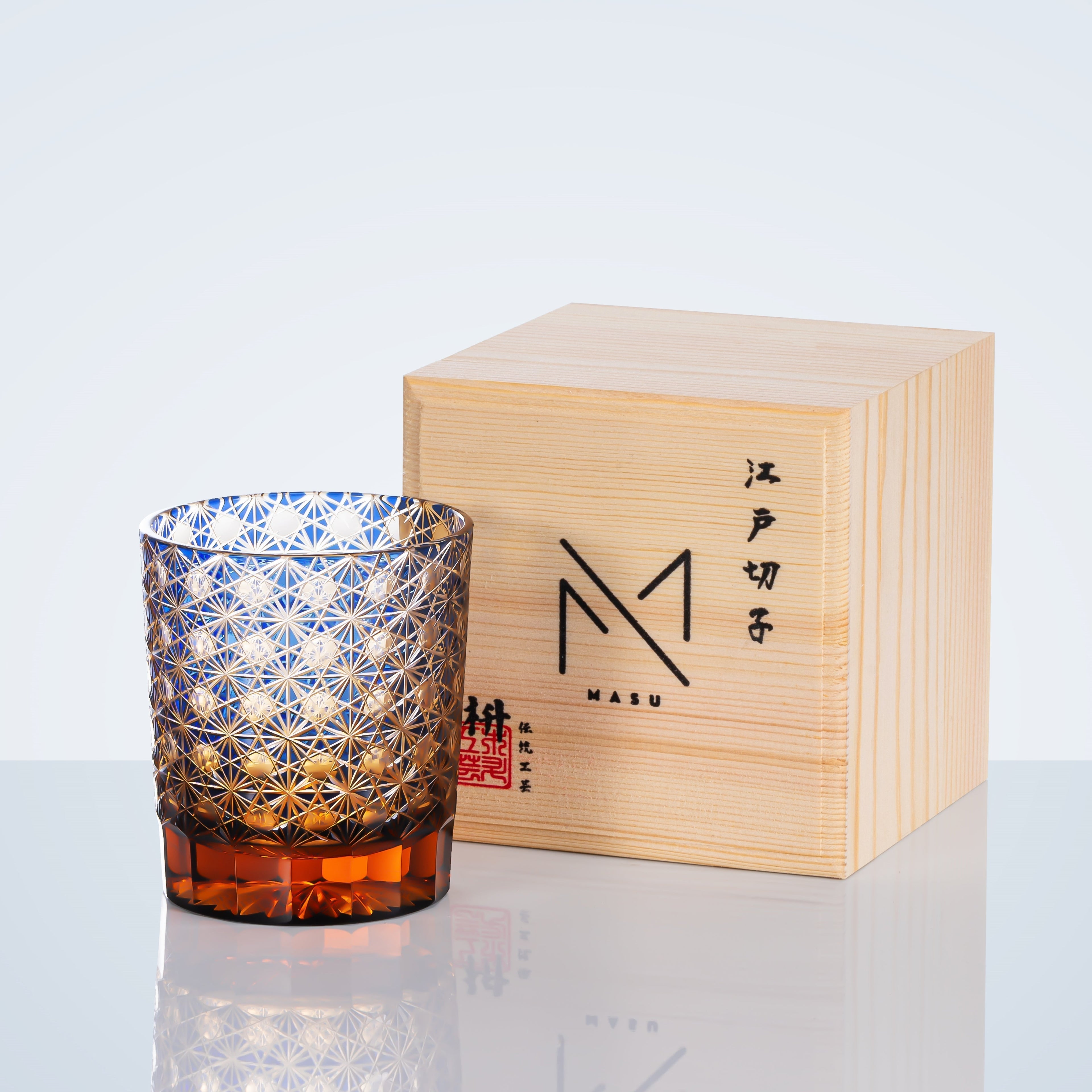 Miyara | Bicchieri artigianali per whisky ambra con design a stella di crisantemo e scatola di legno | Petprovac