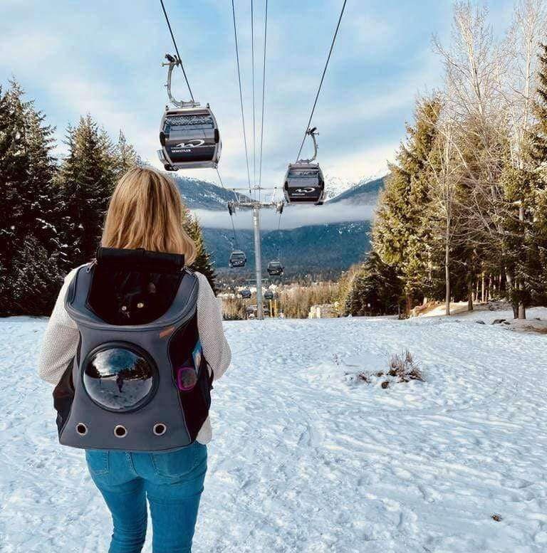 AeroPaws utazó macskahátizsák szellőztetett buborékablakkal