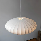 Lampada da soffitto Aethera in seta per spazi abitativi moderni