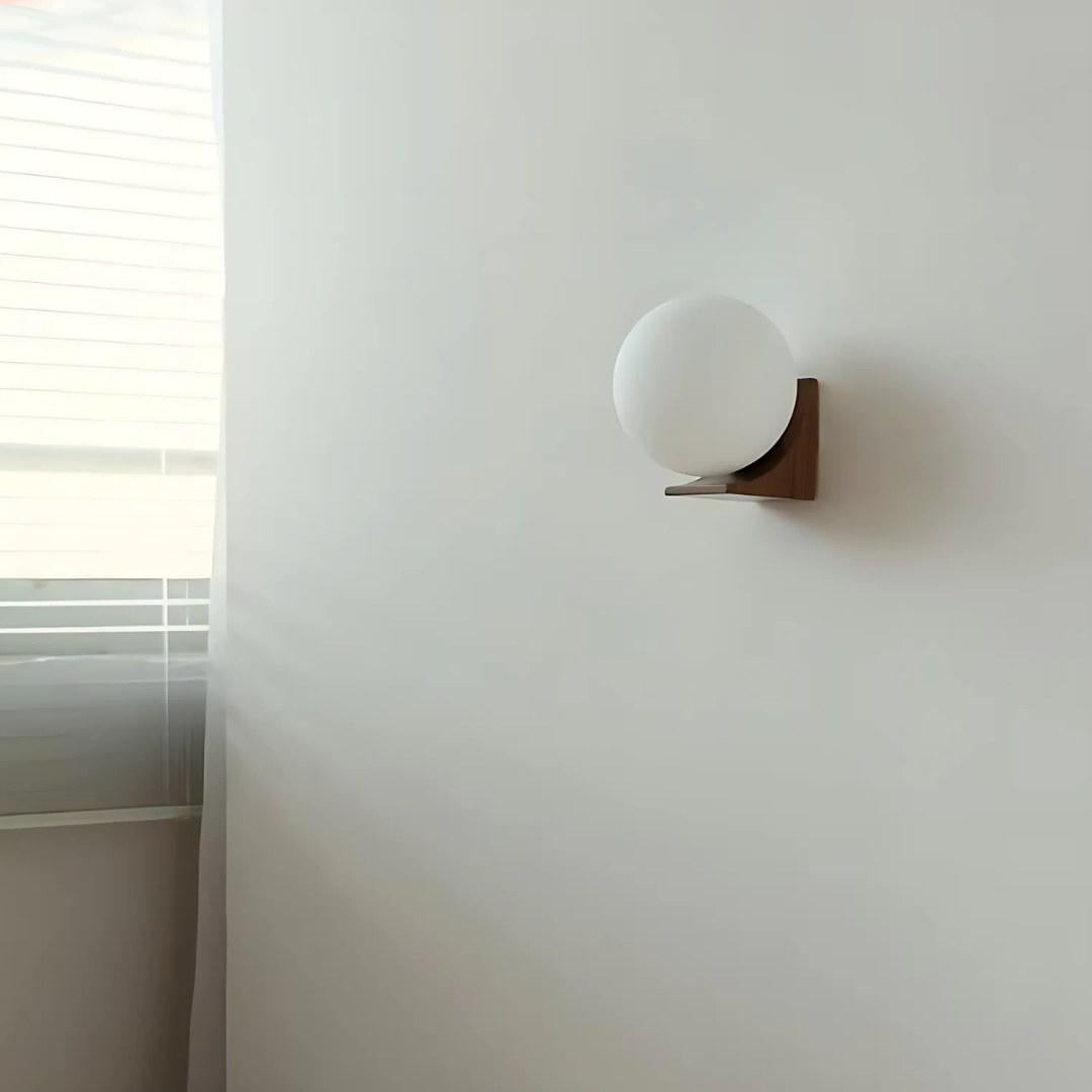 Liora Wall Sconce | Petprovac