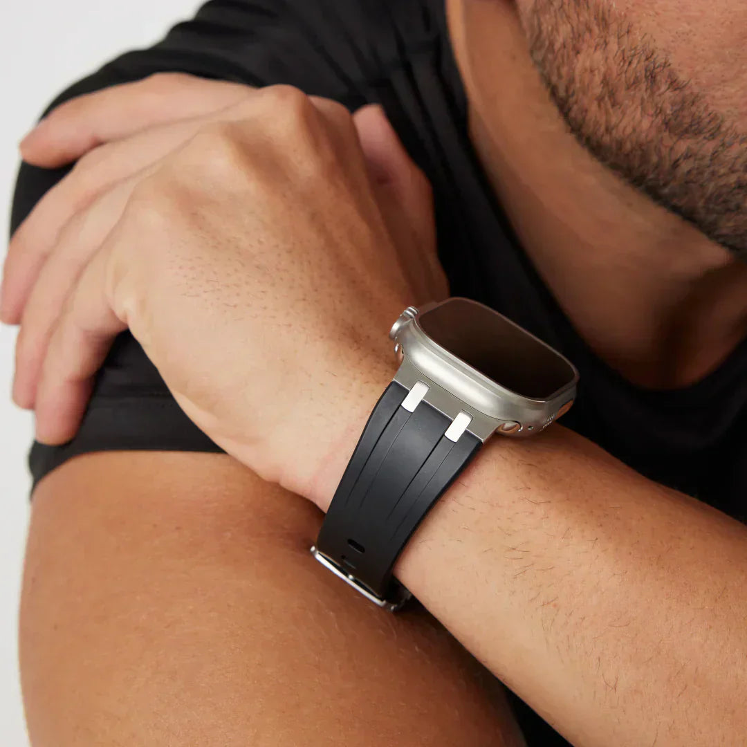 Valoria | Prémiový silikonový pásek s kovovou motýlkovou sponou pro Apple Watch | Petprovac