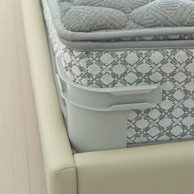 4-Piece Bed Sheet Holder Set For All Mattress Sizes With A Secure Hold That Keeps Sheets In Place