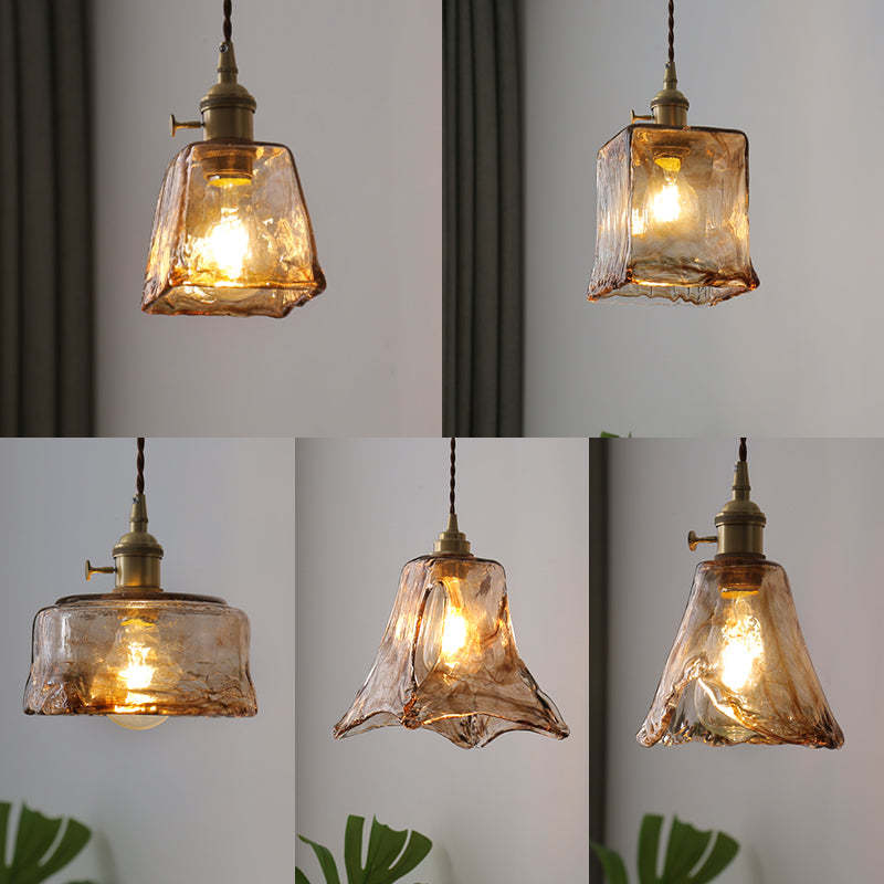 Aurelia Retro LED Loftlampe i Guld Metalarmatur