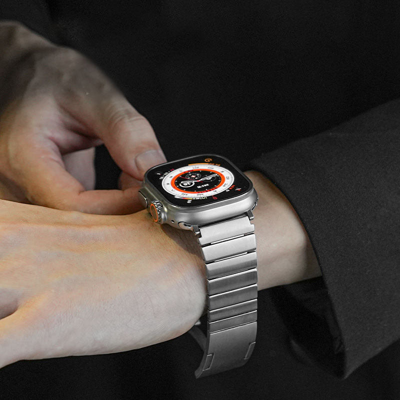 Arion 2.0 Titanarmband für Apple Watch | Petprovac