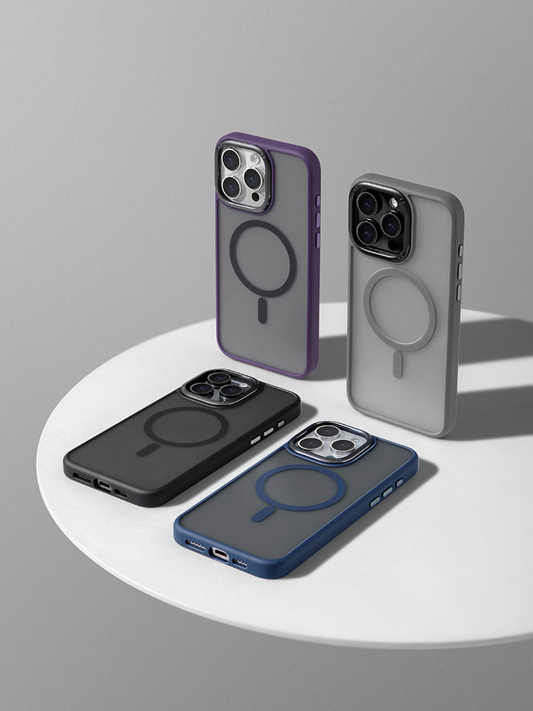 Hautfreundliche matte durchscheinende Handyhülle, MagSafe-kompatibel | Petprovac