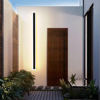 Frostline Lineær Udendørs Væglampe med Akrylglas