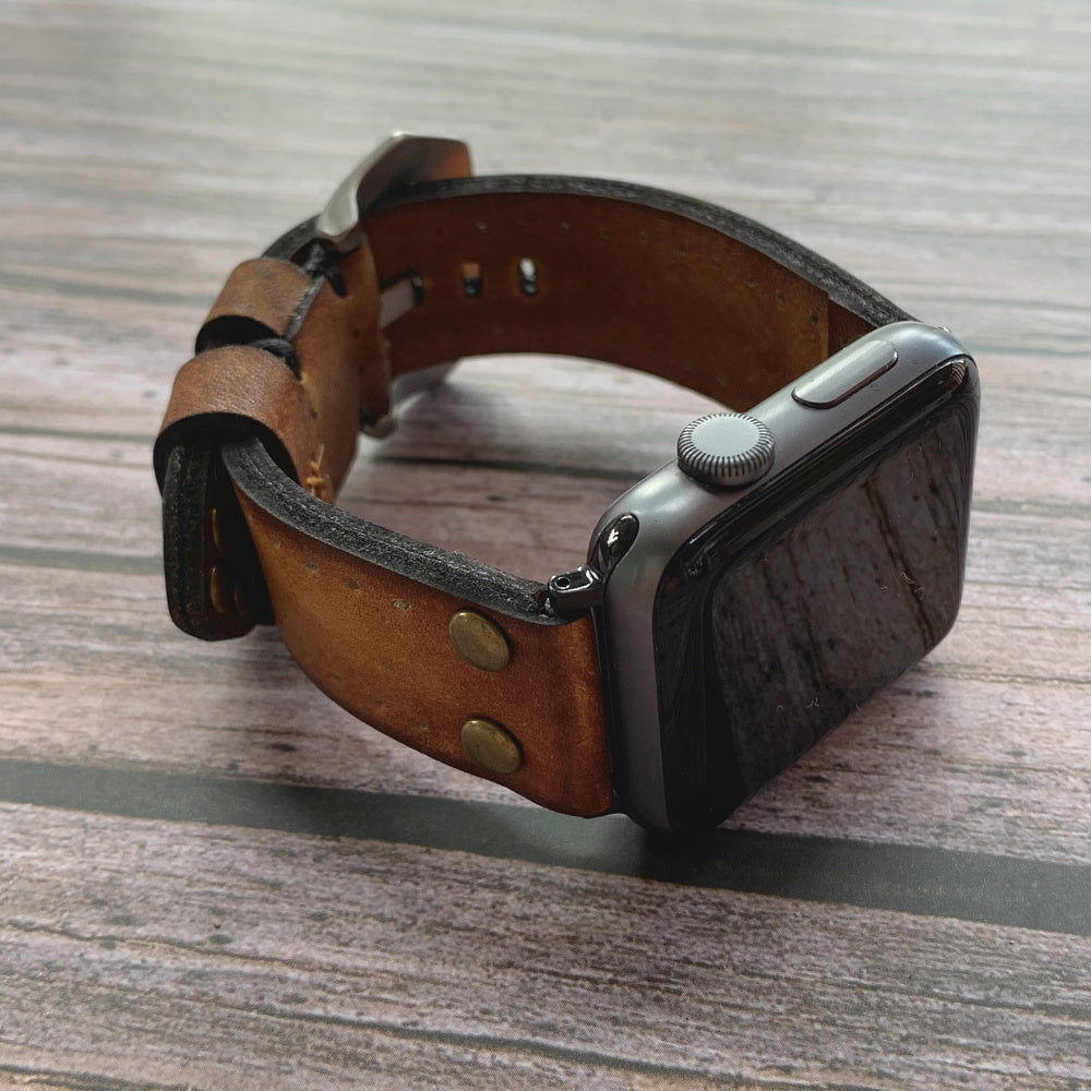 Correa de cuero tradicional para Apple Watch de Bramble Rivet