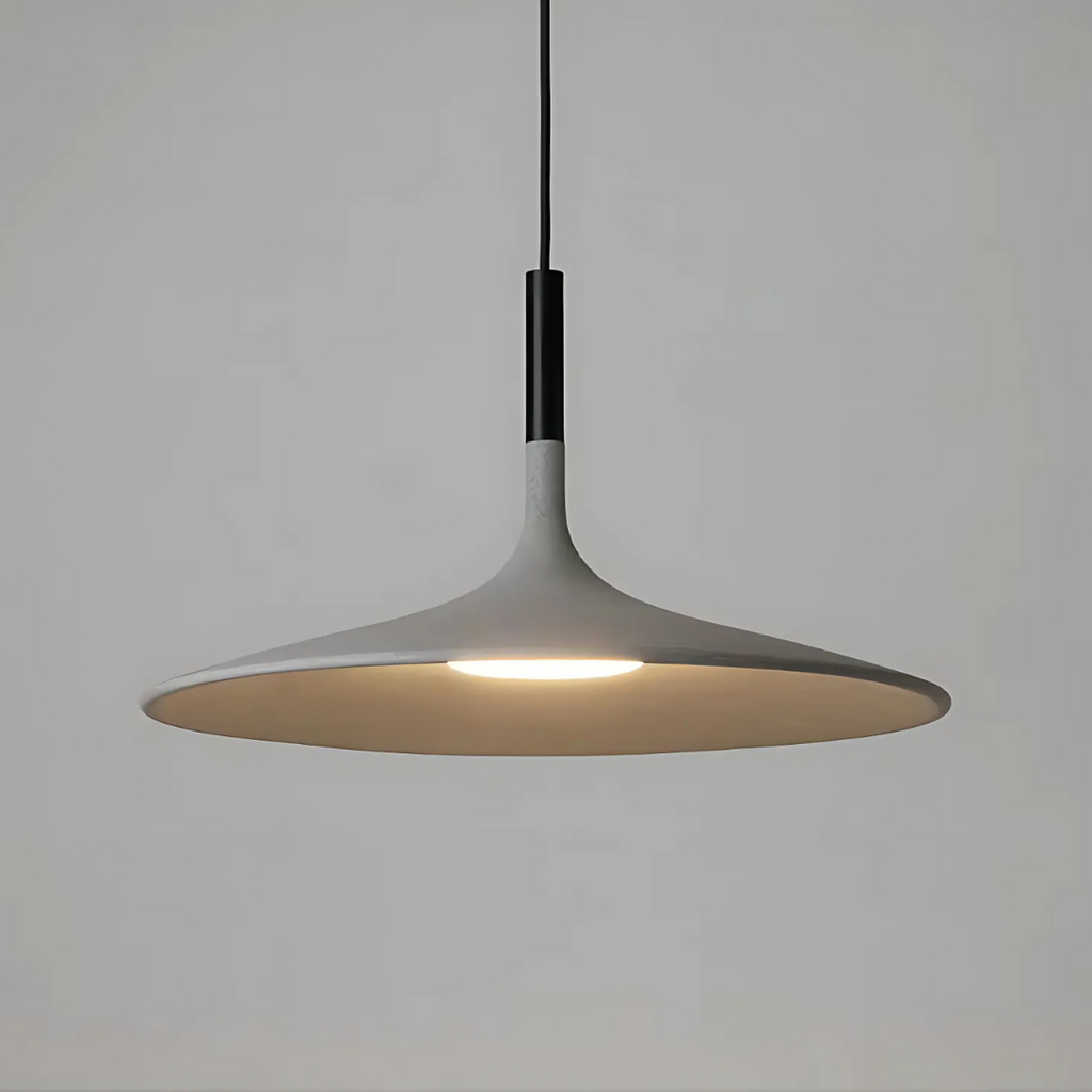 ルナラ | ペンダントランプ | Petprovac