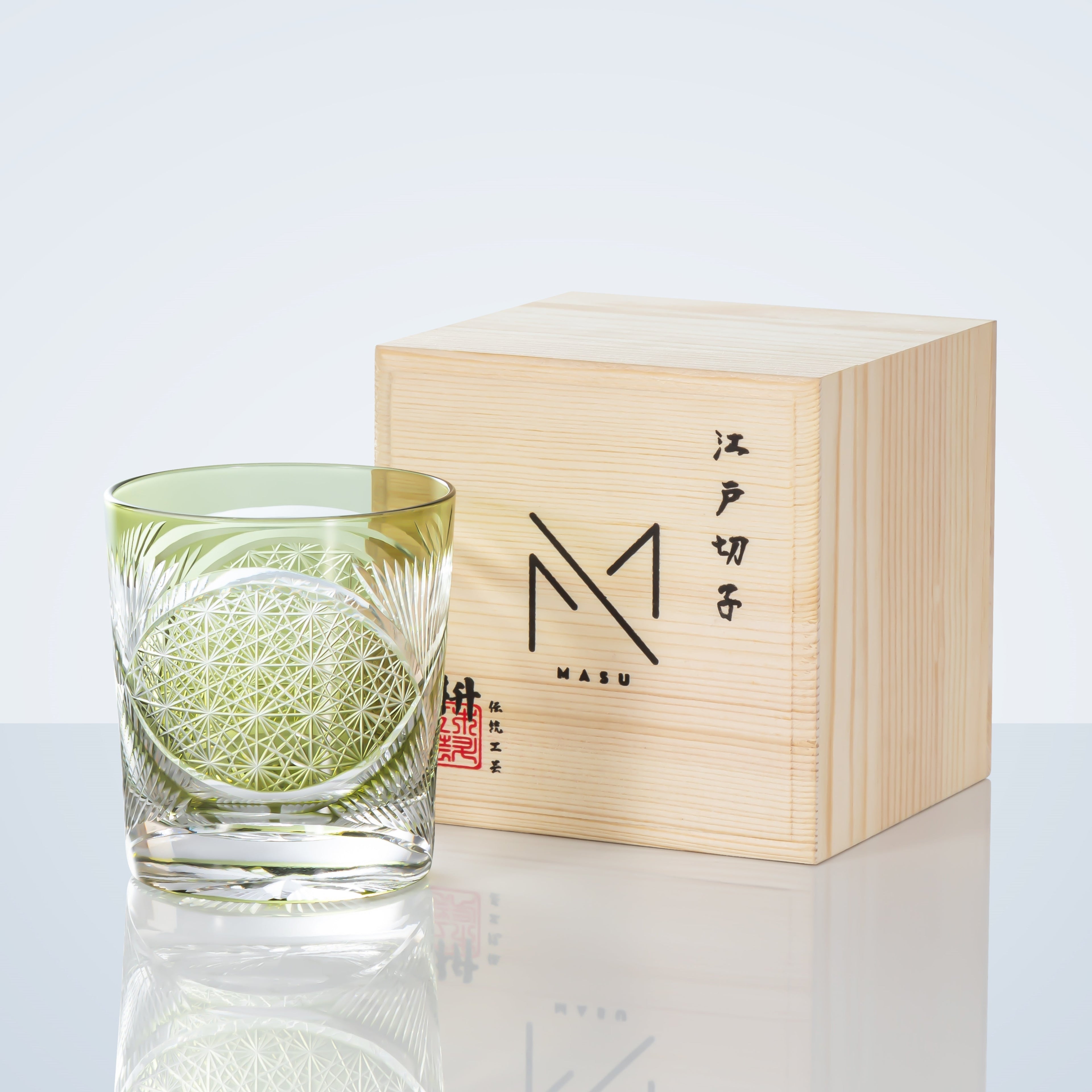 MiyuCraft | Bicchiere da whisky artigianale con piuma di gru con scatola di legno | Petprovac