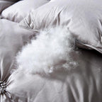 AuroraNest | שמיכת נוצות נעימה ואלגנטית | Petprovac