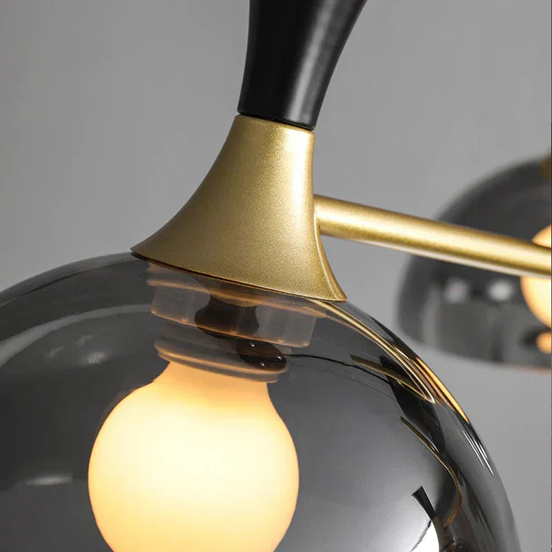 Lucentus | LED-Kronleuchter aus schwarzem Glas