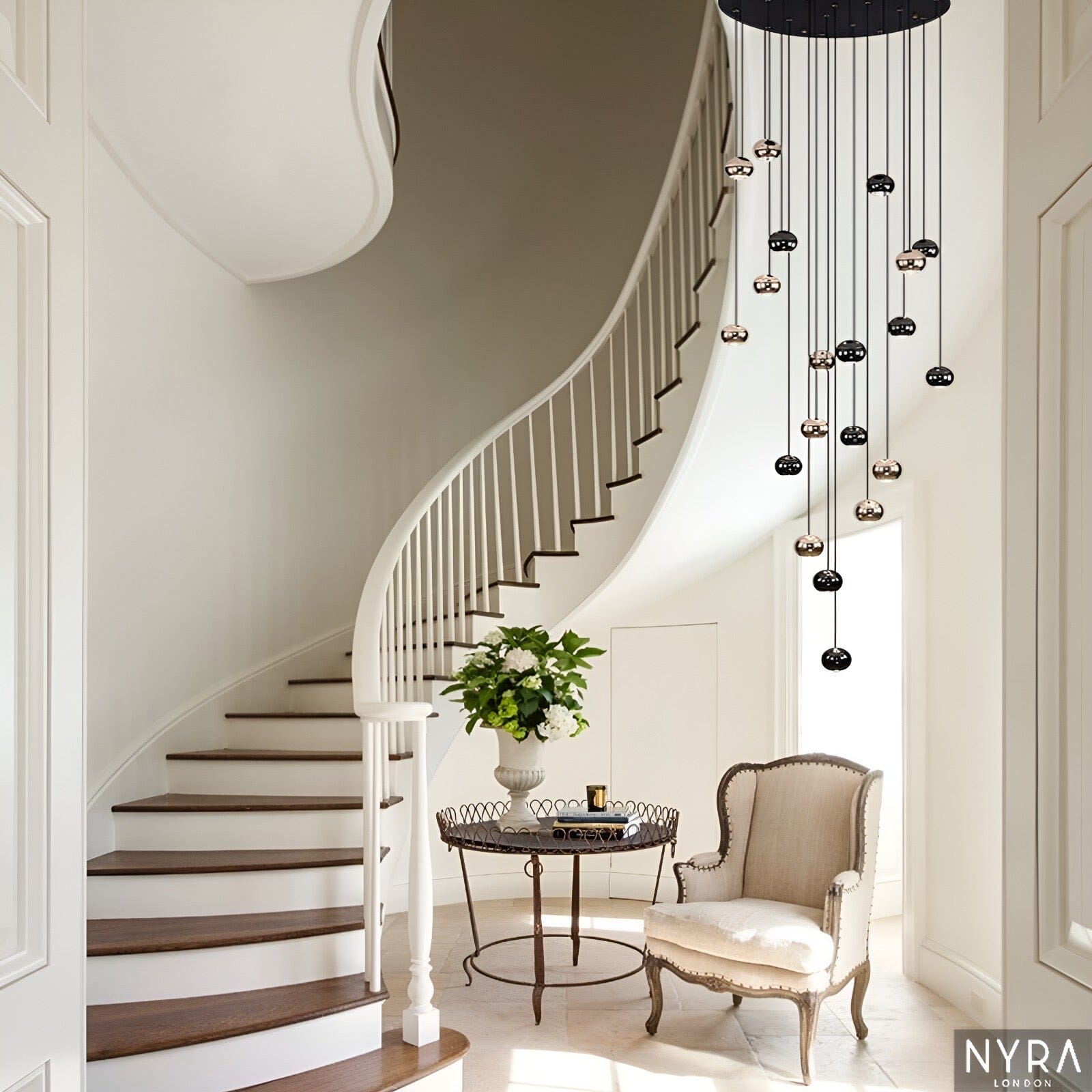 Avella Dråbeformet Glas Lysekrone