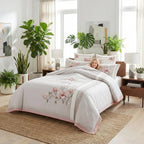 Aurelia Sengetøjssæt med Elegant Broderet Mønster