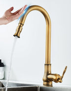 Rubinetto da cucina in bronzo rustico con controllo touch e bocca estraibile