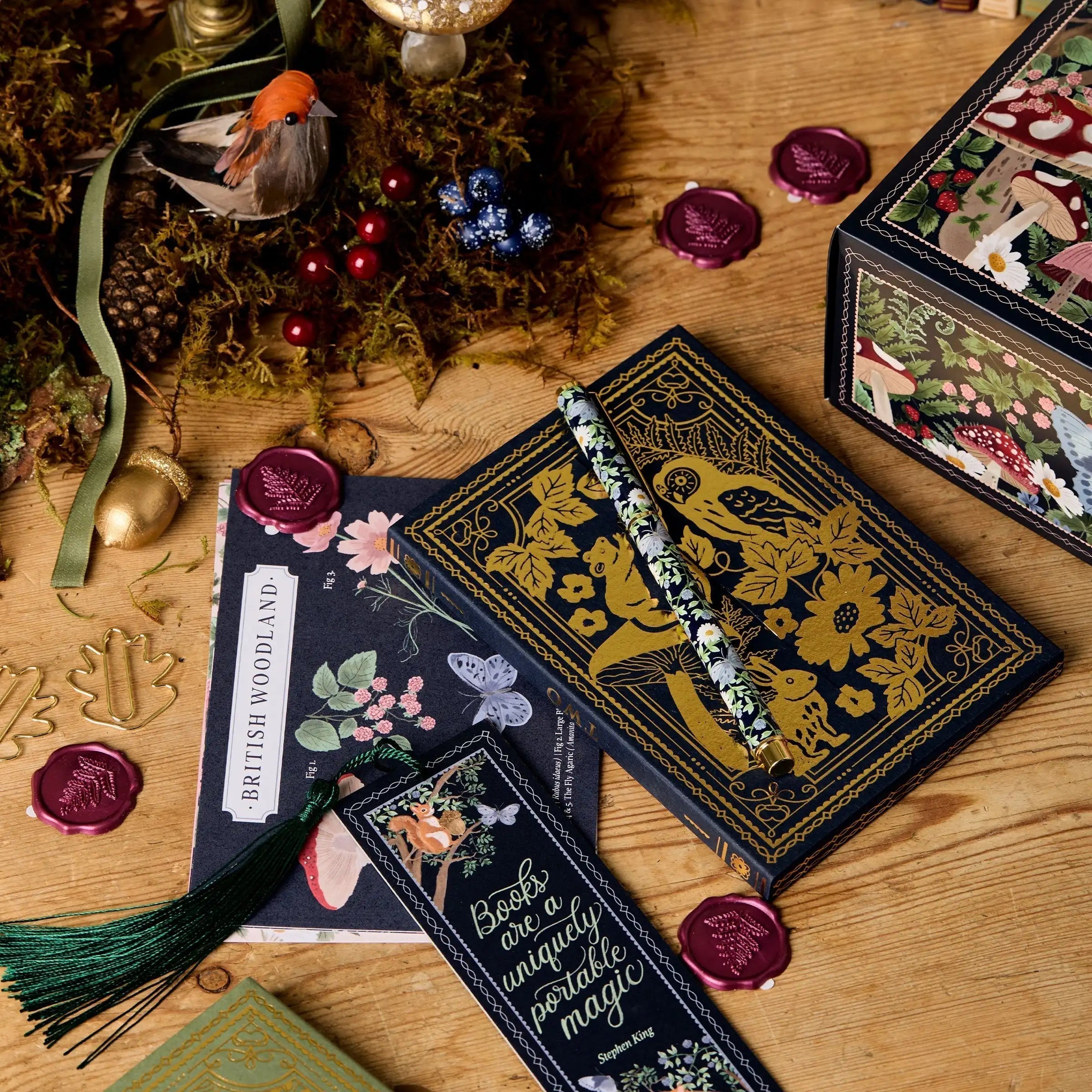 CraftJoy 24 napos papírárú adventi naptár ajándék meglepetésekkel
