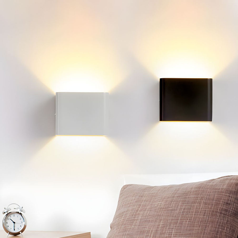 Cubbon LED Wall Lamp Compact Modern Design White