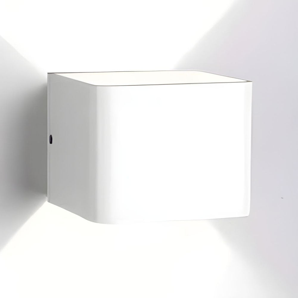 Cubbon LED Wall Lamp Compact Modern Design White