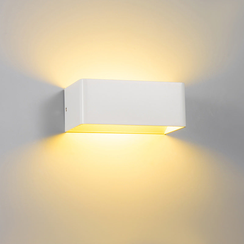 Cubbon LED Wall Lamp Compact Modern Design White