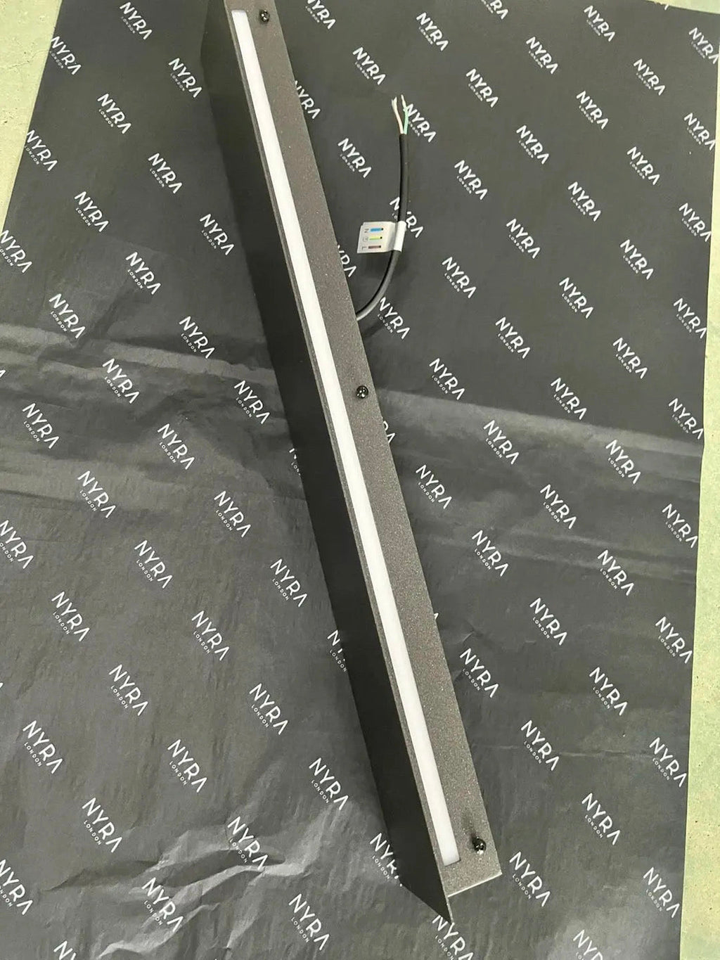 Lampa ścienna zewnętrzna o klasie szczelności IP65