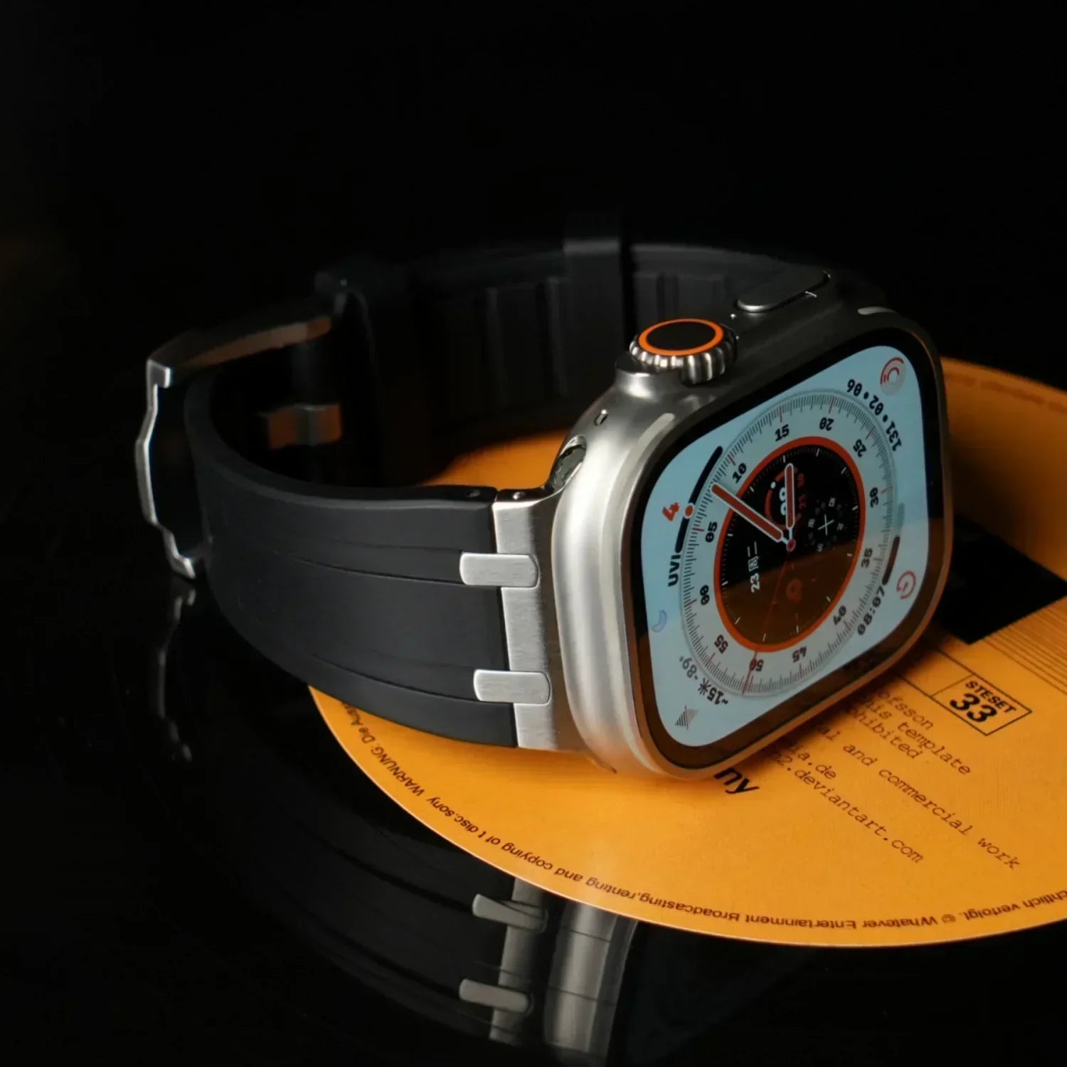 Deluxe Aurion Metal Head Silicone Band for Apple Watch | Petprovac