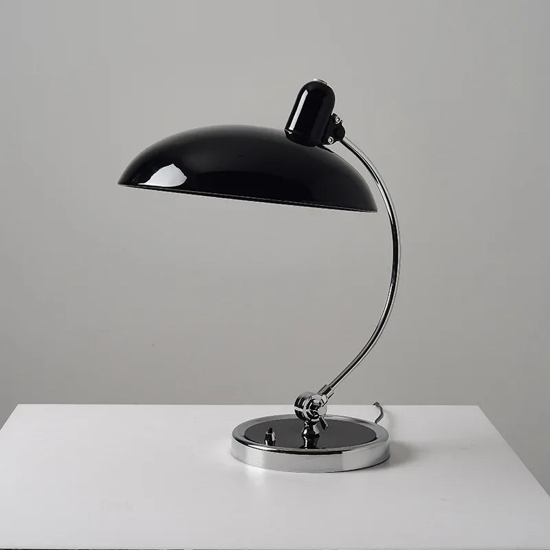 Nordenglow Dänische Tischlampe inspiriert von Kaiser Ideell