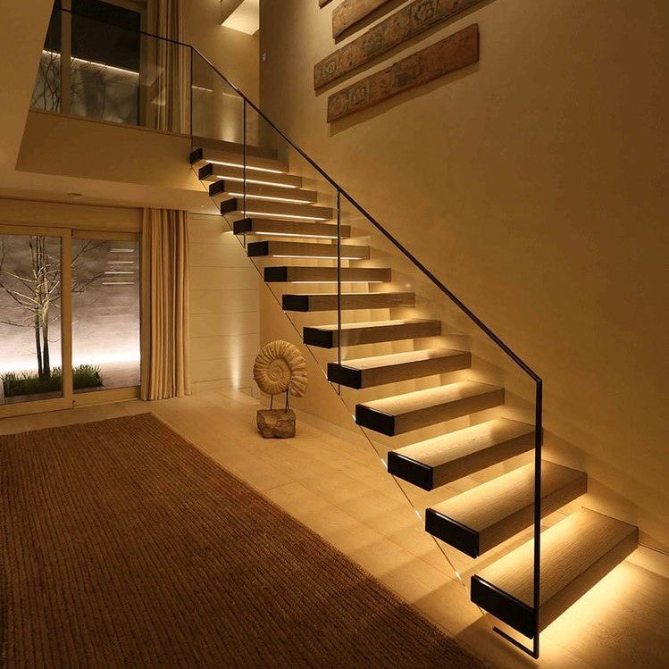 Luz Interior com Sensor de Movimento e Acendimento Automático para Uso Doméstico