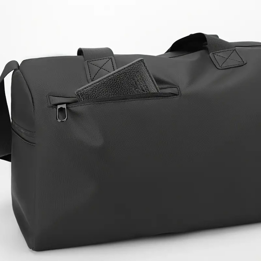 Borsa sportiva da donna con materiale impermeabile e scomparto per scarpe