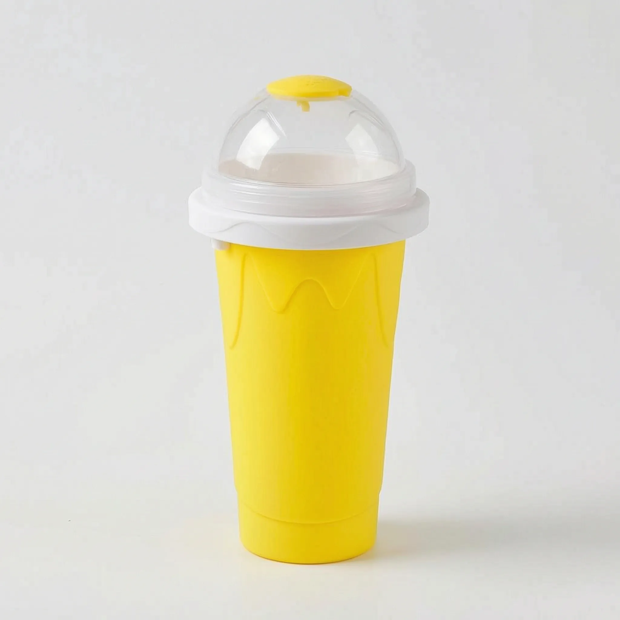 Flexible Slushy Maker Cup For Squeezing - Slusheeze