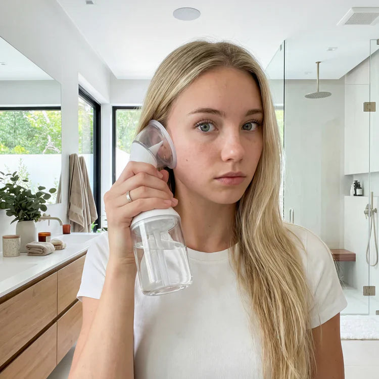 Dispositivo Profissional HydroClean para Remoção de Cera Auricular para Uso Doméstico